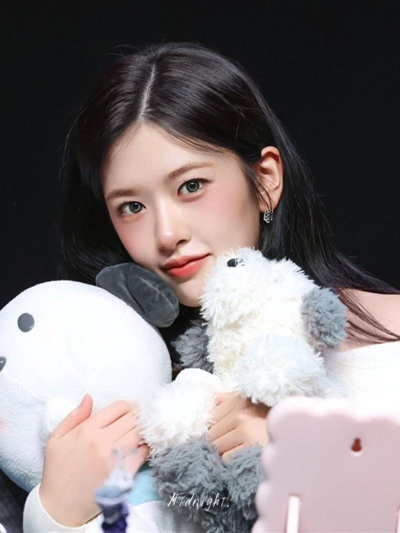 IVE (아이브) 안유진