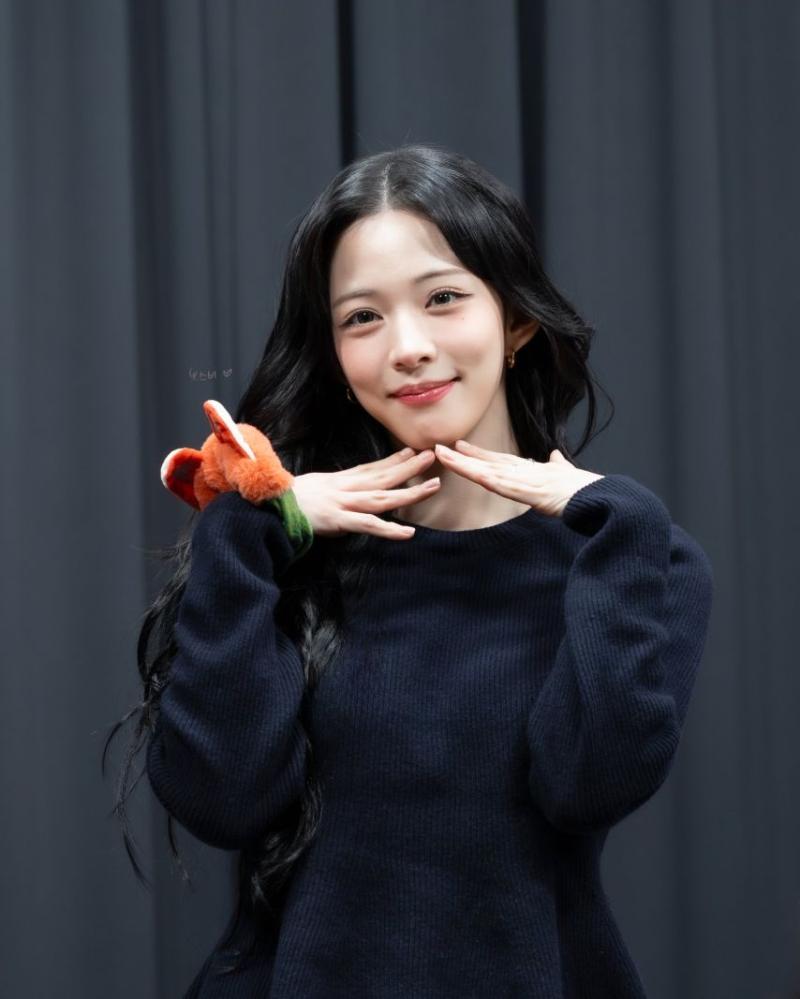프로미스나인 이채영