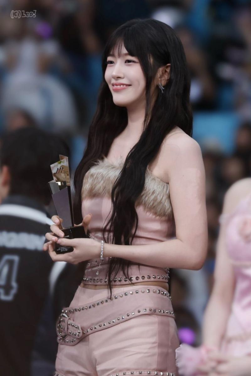 아이브 안유진