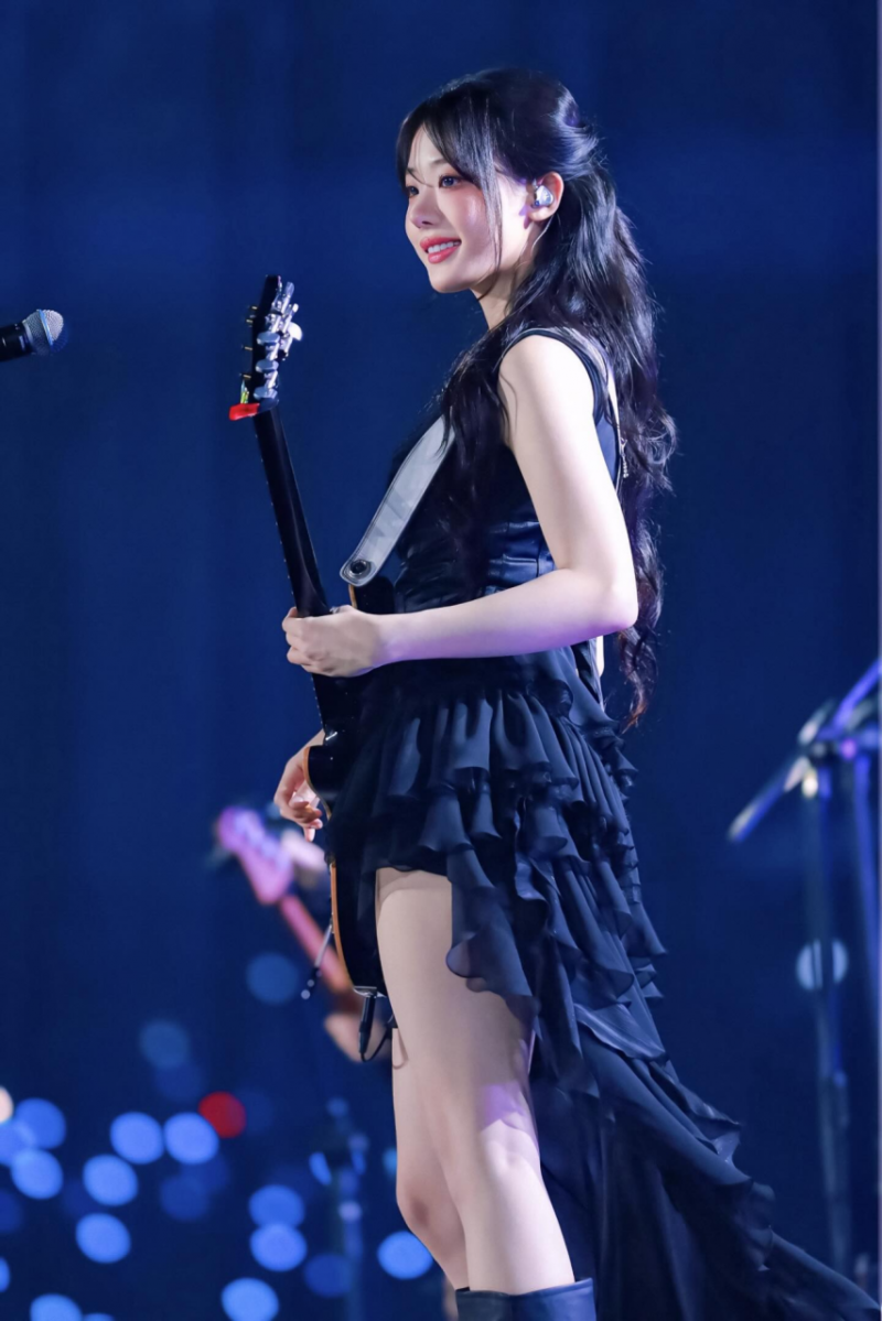 QWER 여신 히나