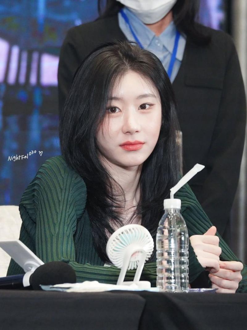 ITZY (있지) 채령