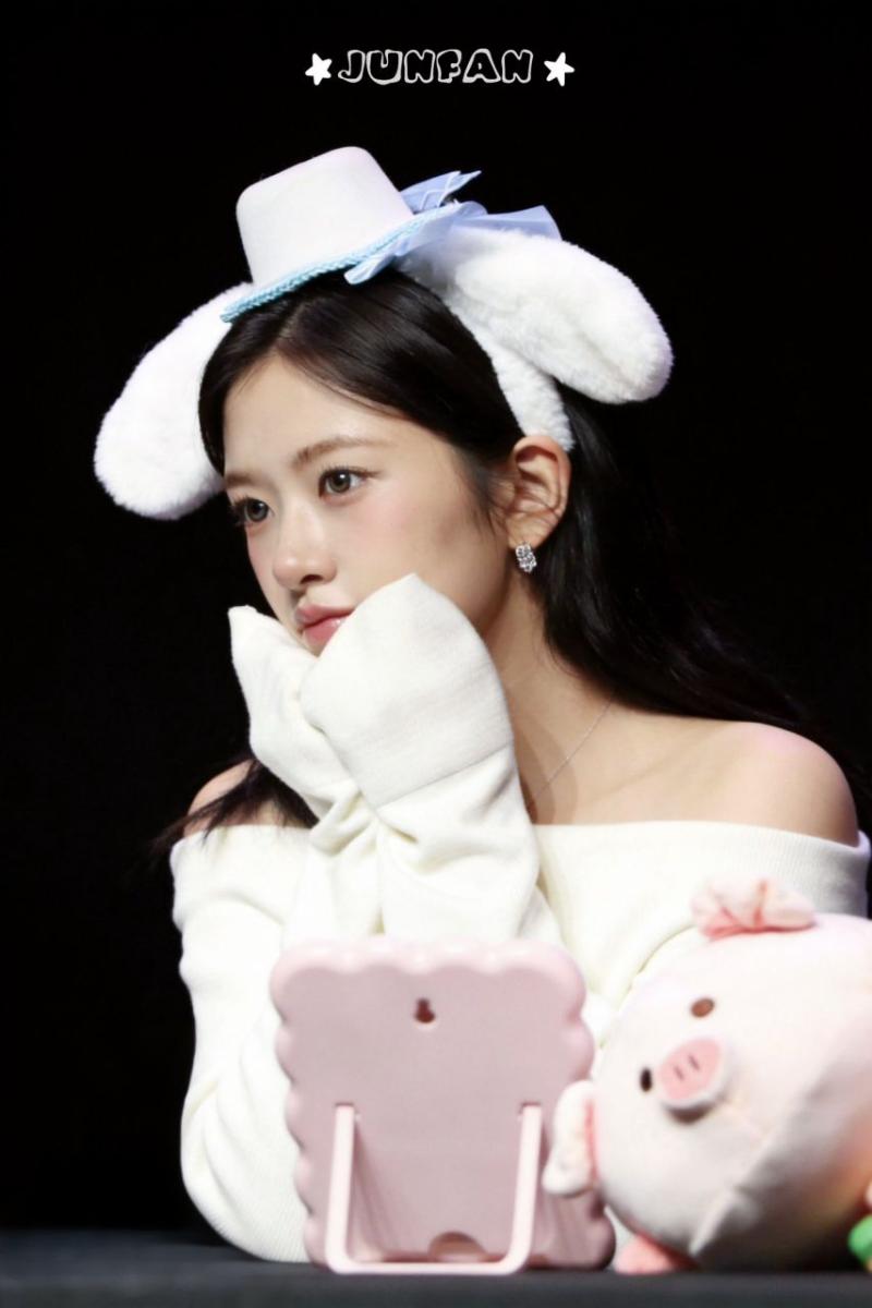 아이브 안유진