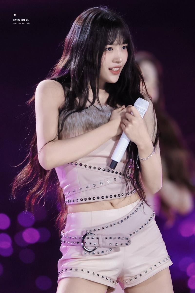 아이브 안유진