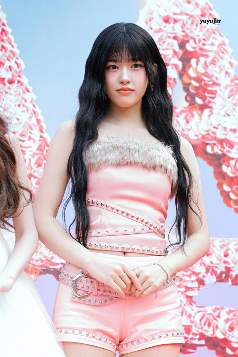 아이브 안유진