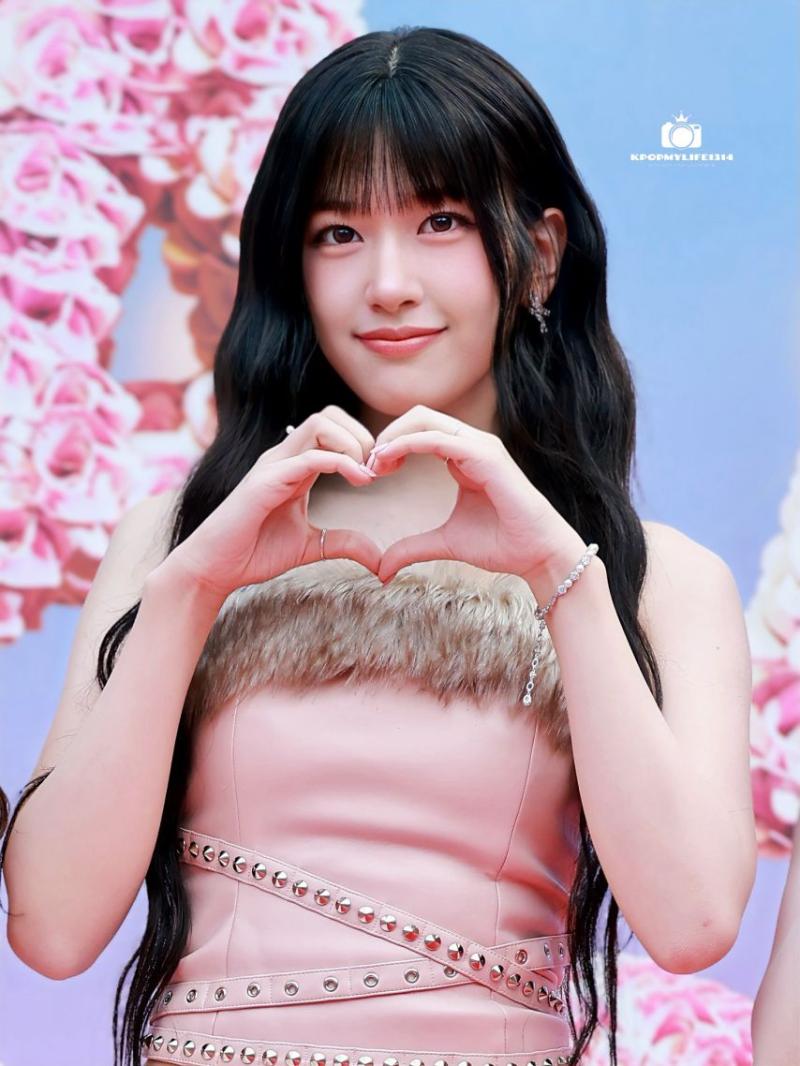 아이브 안유진