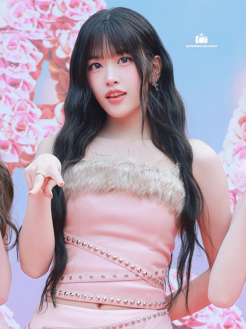 아이브 안유진