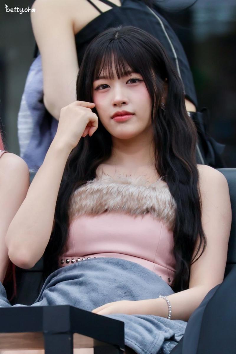 아이브 안유진
