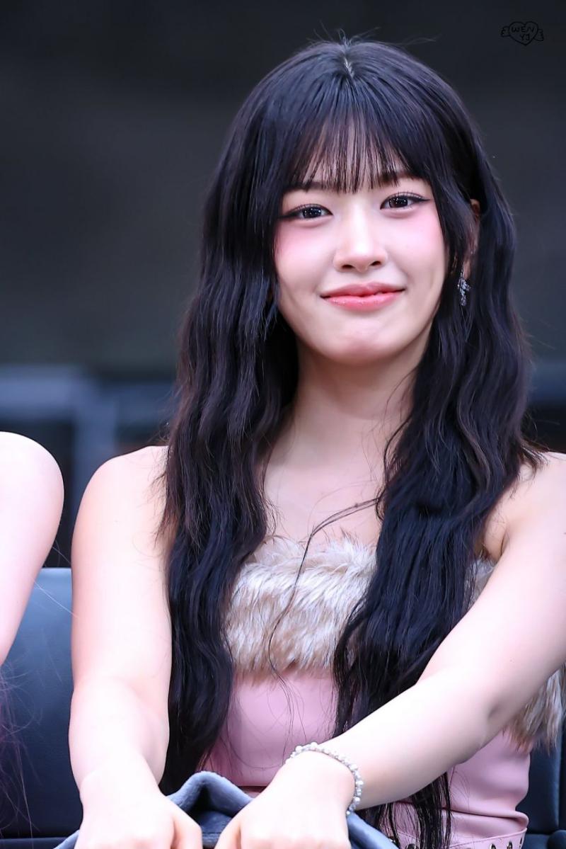 아이브 안유진