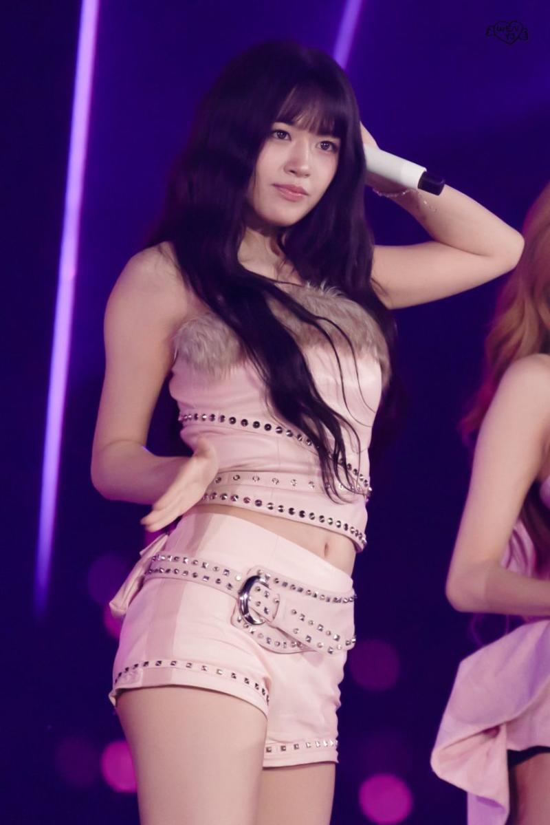 아이브 안유진