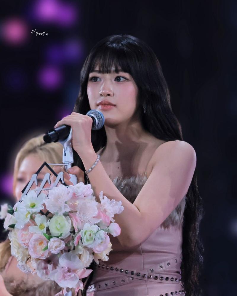 아이브 안유진