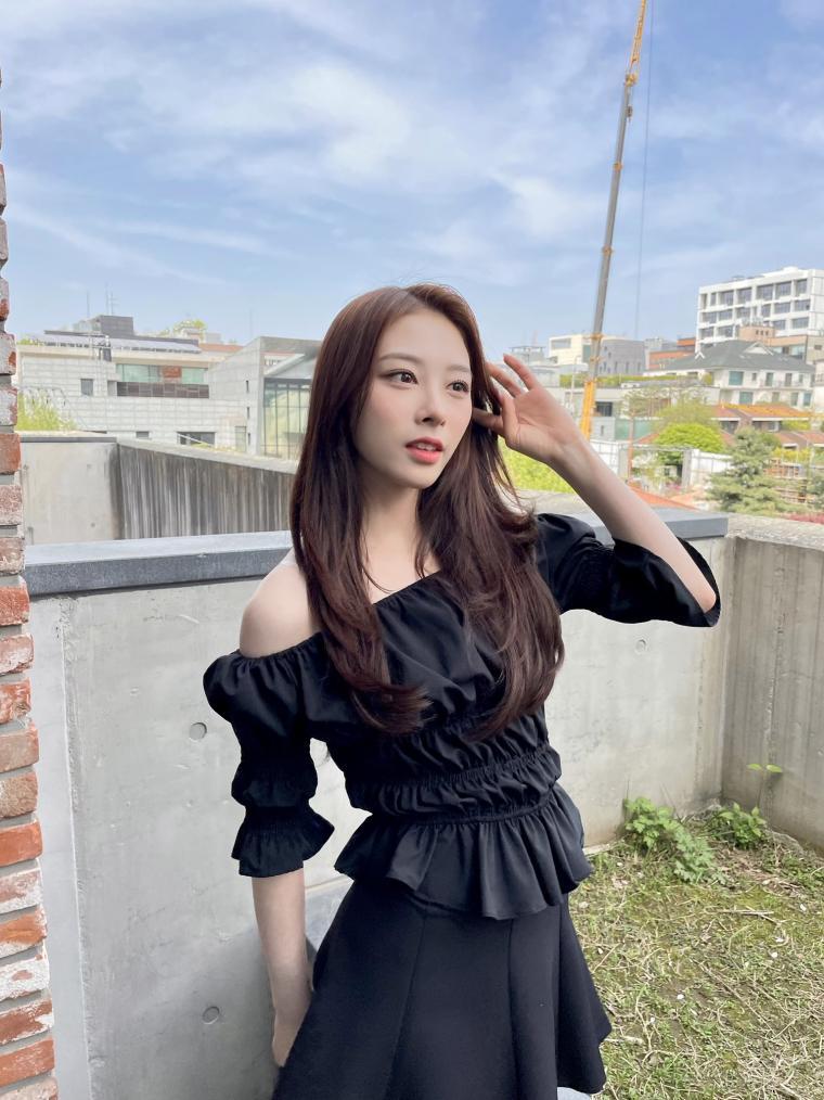 로켓펀치 윤경