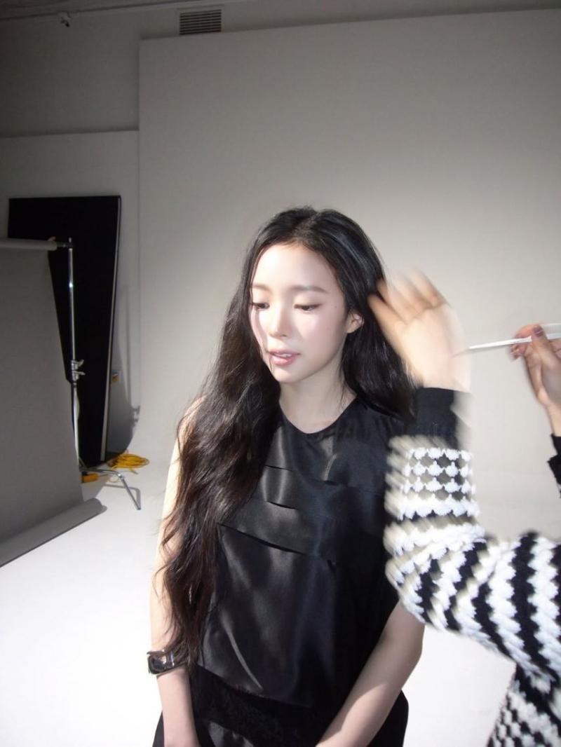 MEOVV (미야오) 나린