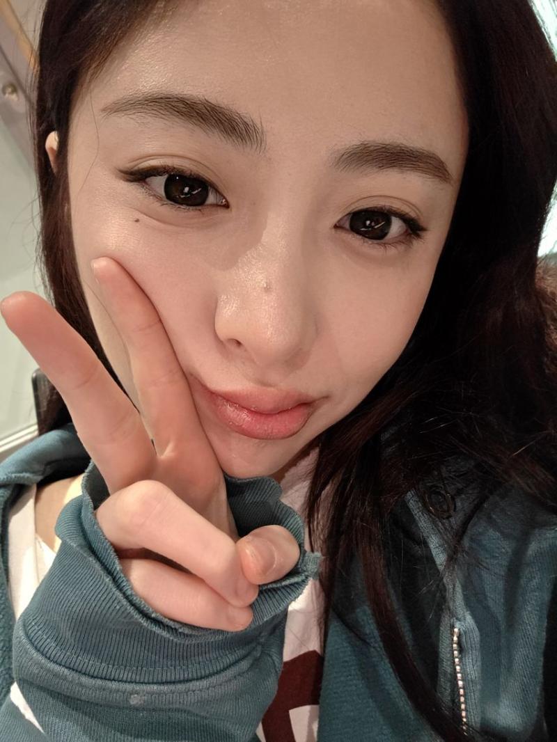르세라핌 허윤진