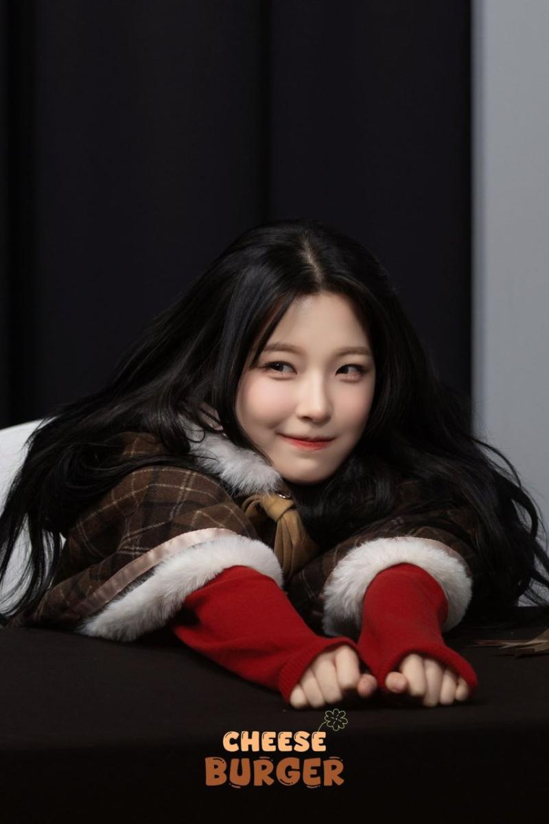 프로미스나인 백지헌