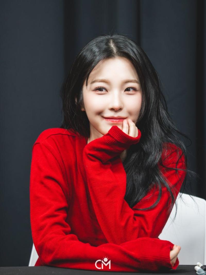 프로미스나인 백지헌