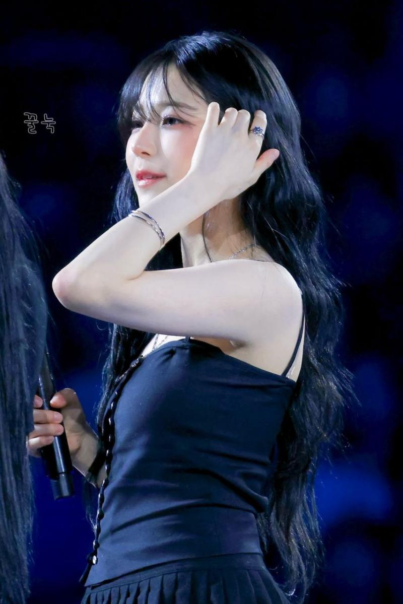 프로미스나인 백지헌