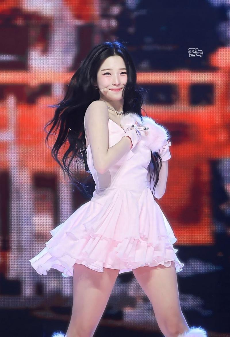프로미스나인 백지헌