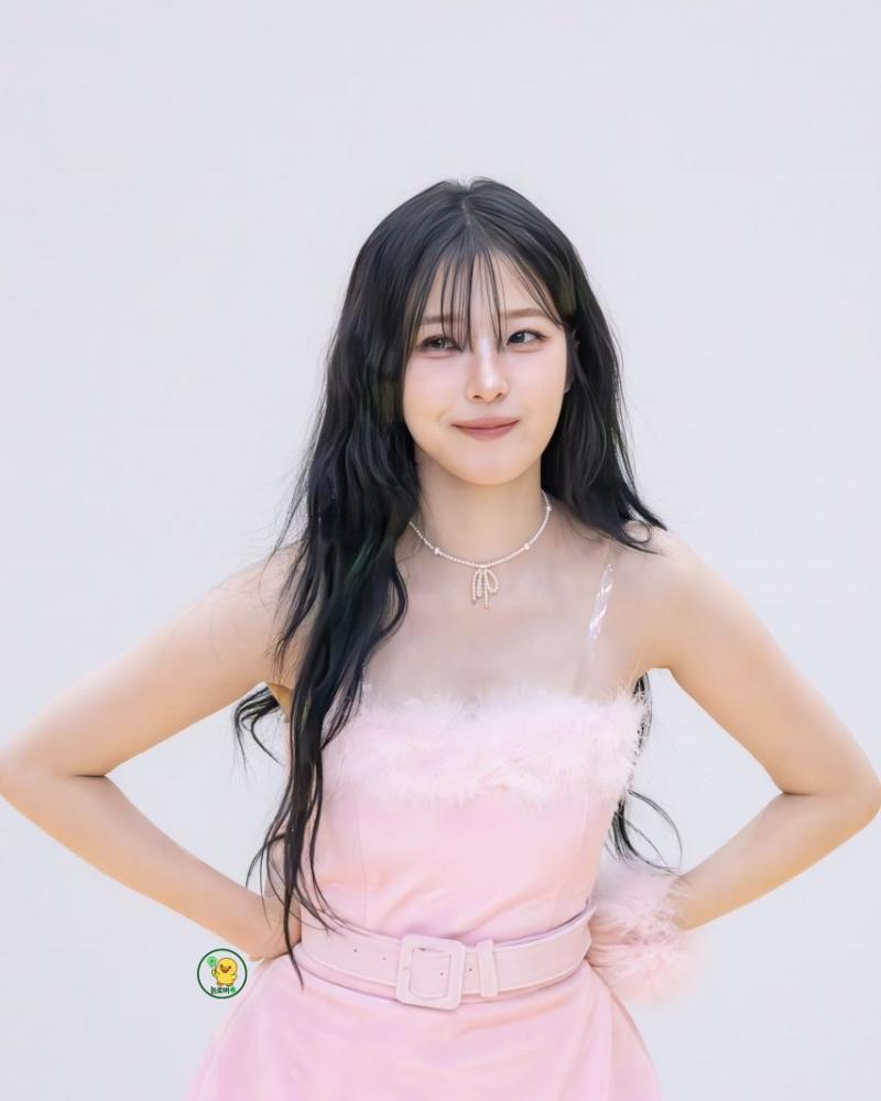 프로미스나인 백지헌