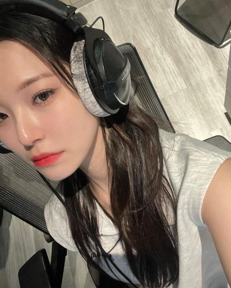 프로미스나인 백지헌