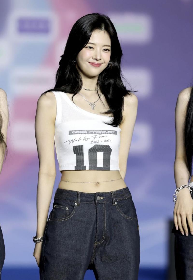 요즘 ITZY 리아 미모.jpg