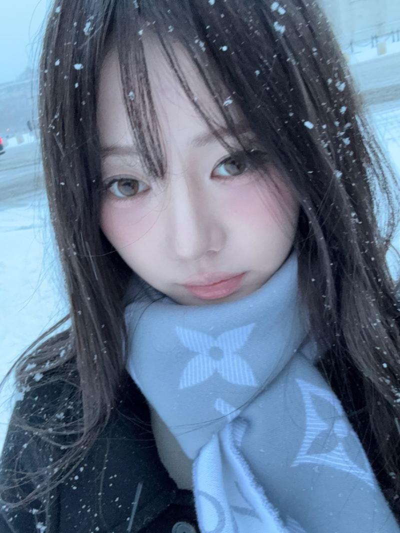 베이비몬스터 로라