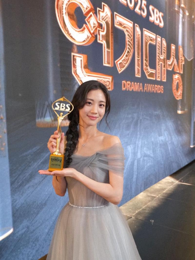 홍화연