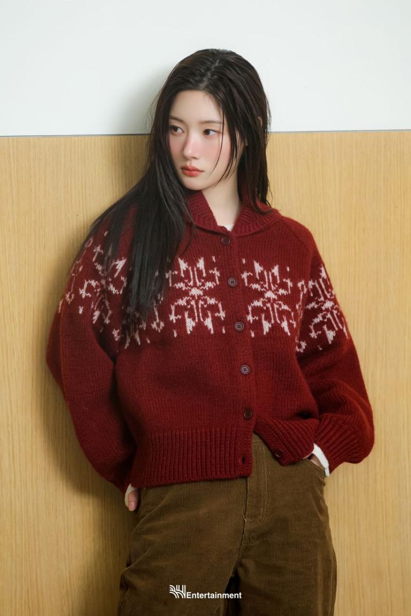 정채연
