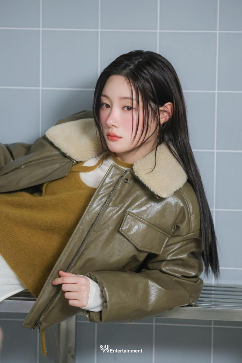 정채연