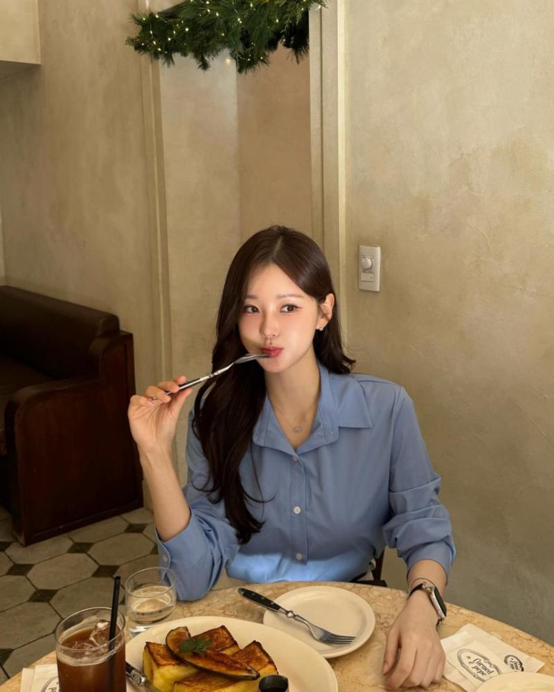 김윤희 아나운서