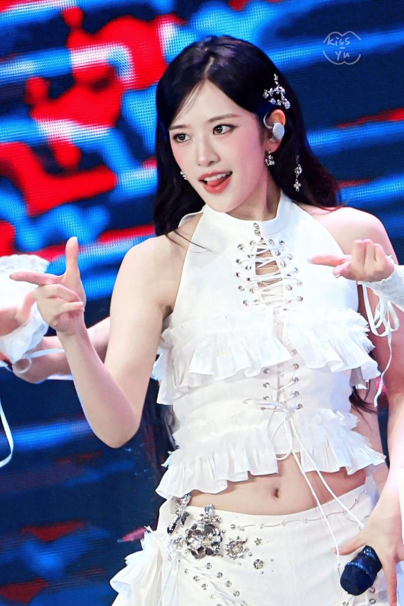 아이브 안유진