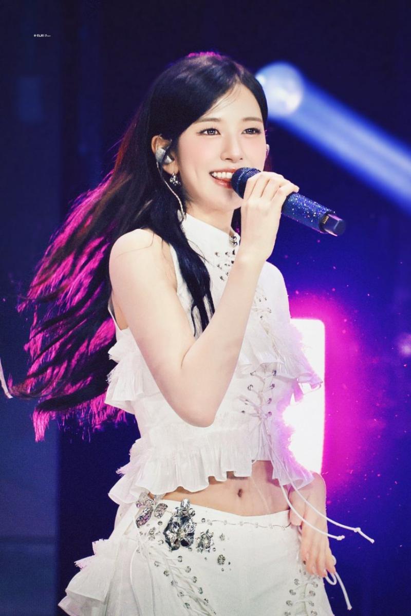 아이브 안유진