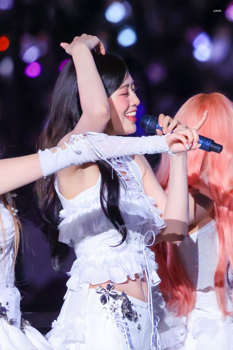 아이브 안유진