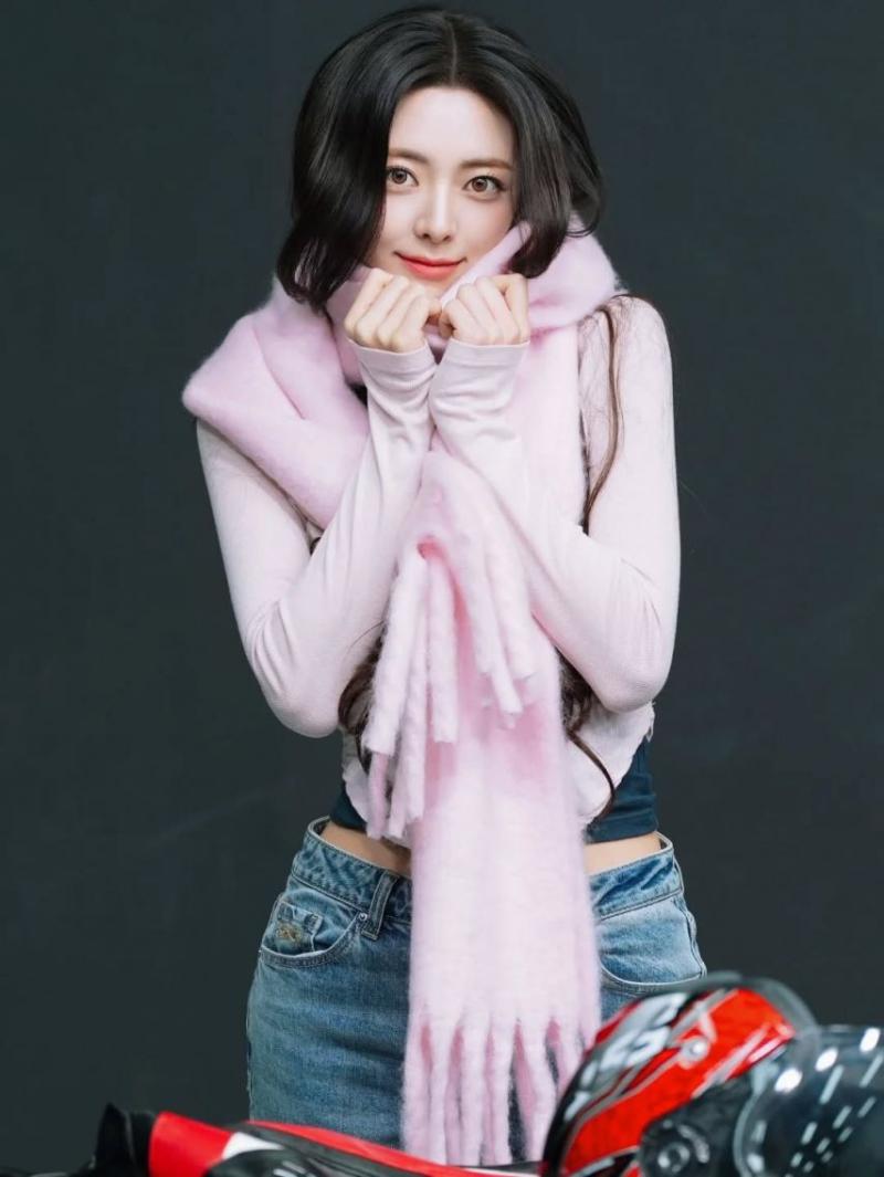 ITZY (있지) 유나