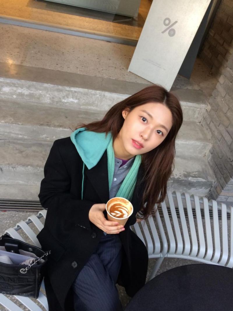 김설현 인별