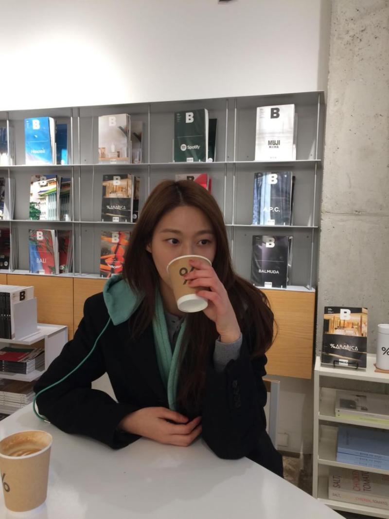 김설현 인별