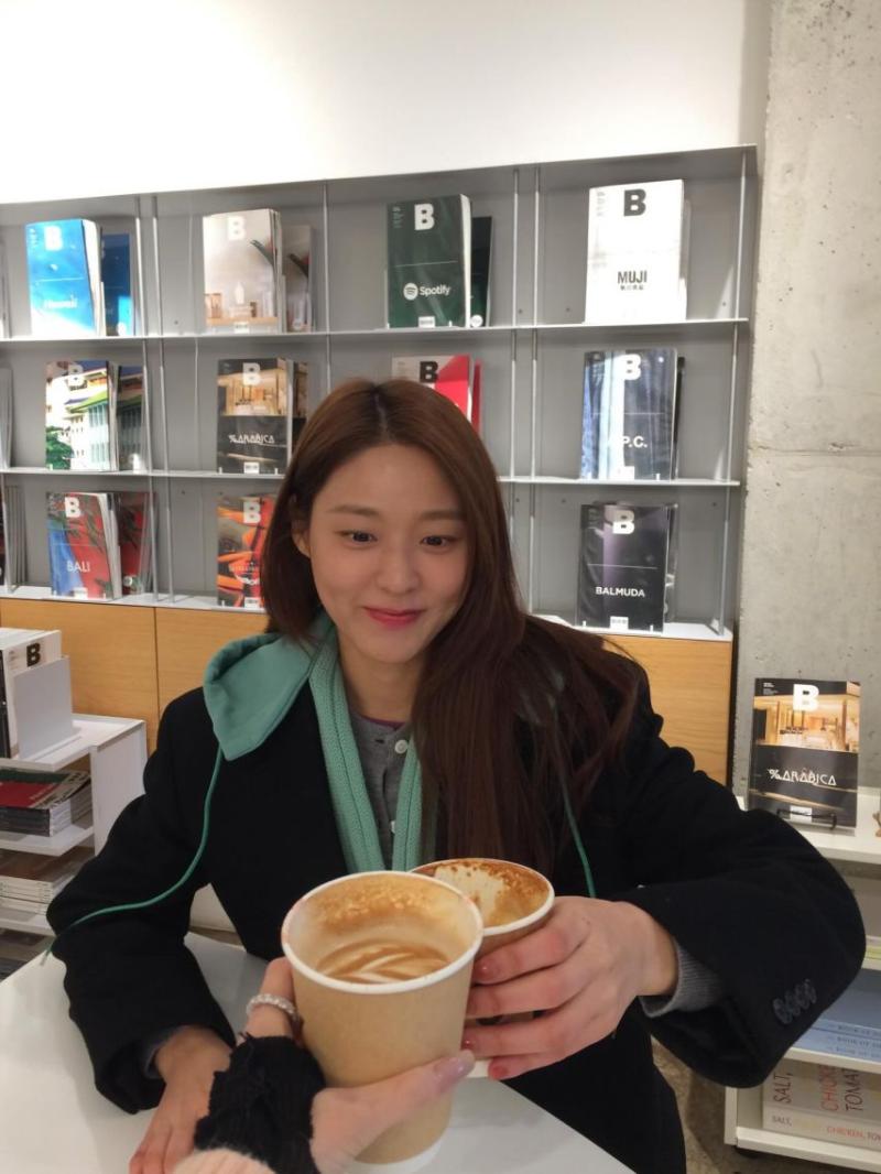 김설현 인별