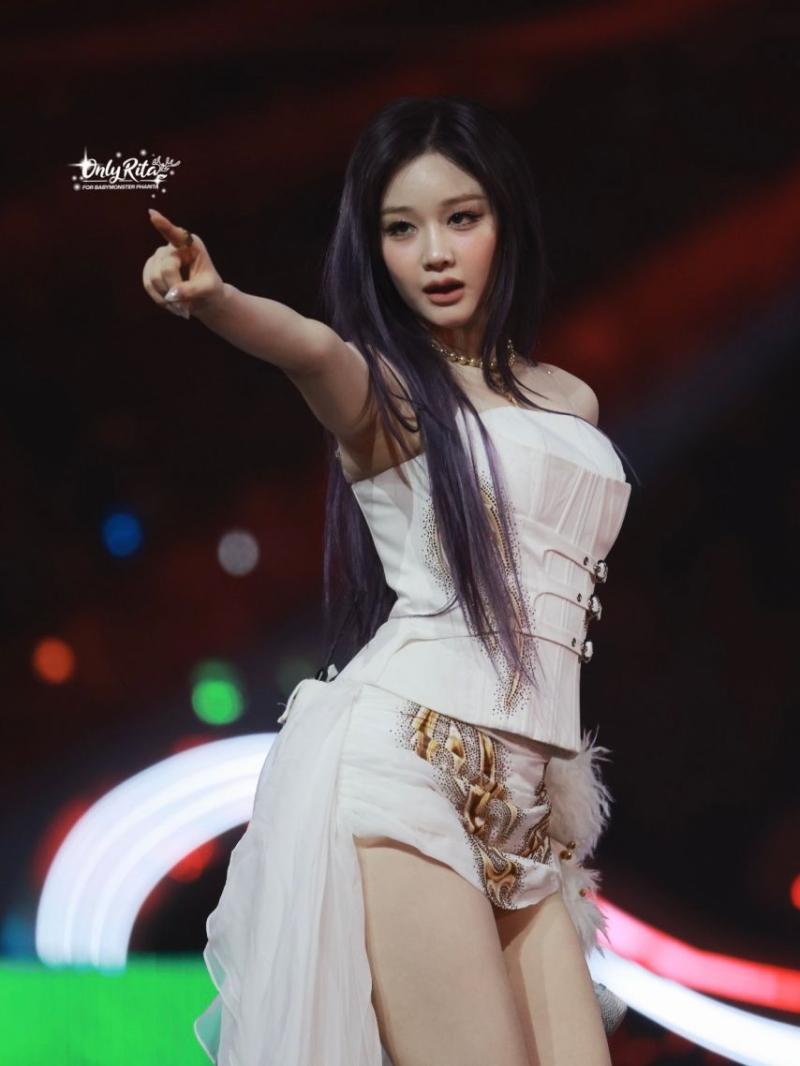 베이비몬스터 파리타