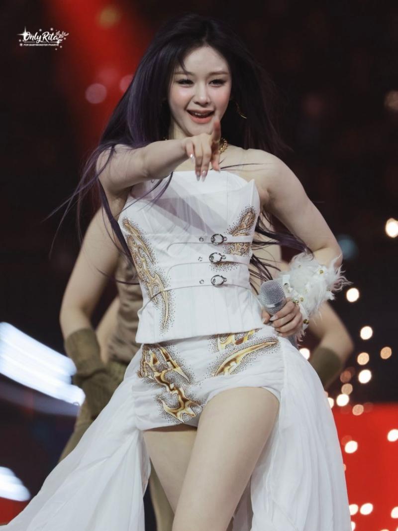 베이비몬스터 파리타