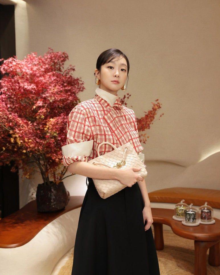 배우 김다미