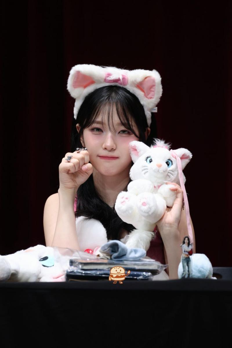 프로미스나인 지헌