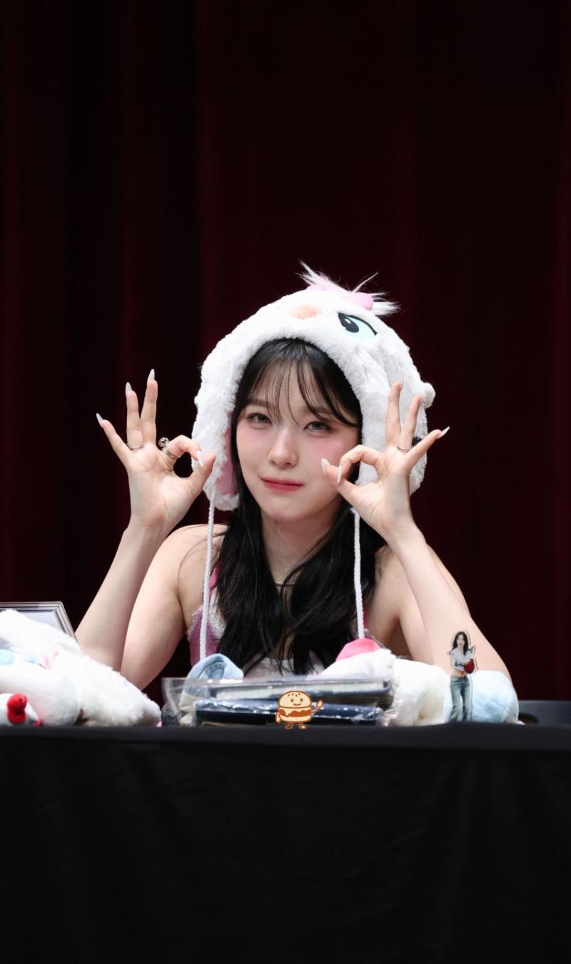 프로미스나인 지헌