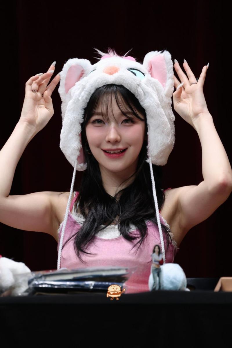 프로미스나인 지헌