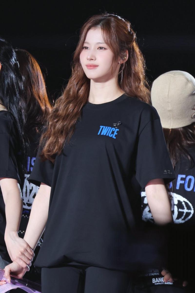 트와이스 사나