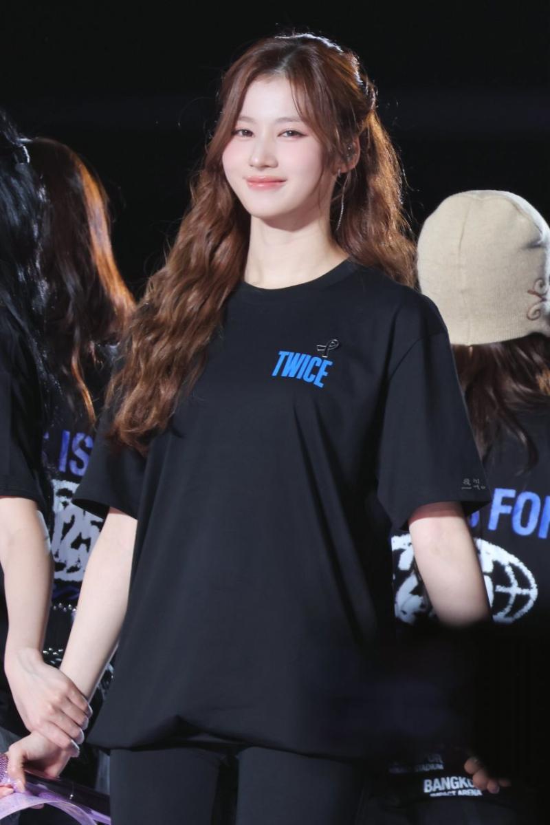 트와이스 사나