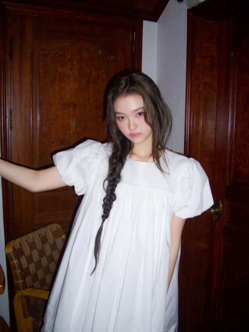 MEOVV (미야오) 엘라