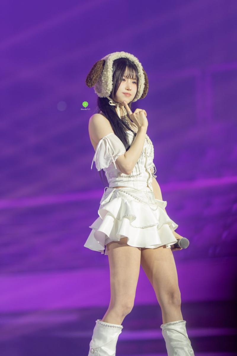 프로미스나인 송하영