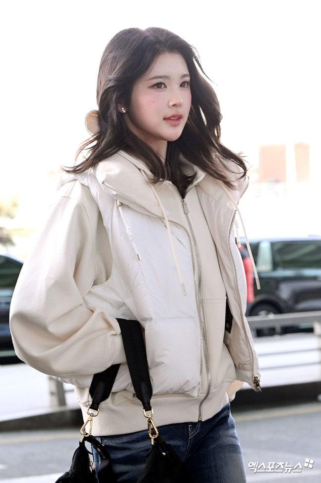 하츠투하츠 에이나
