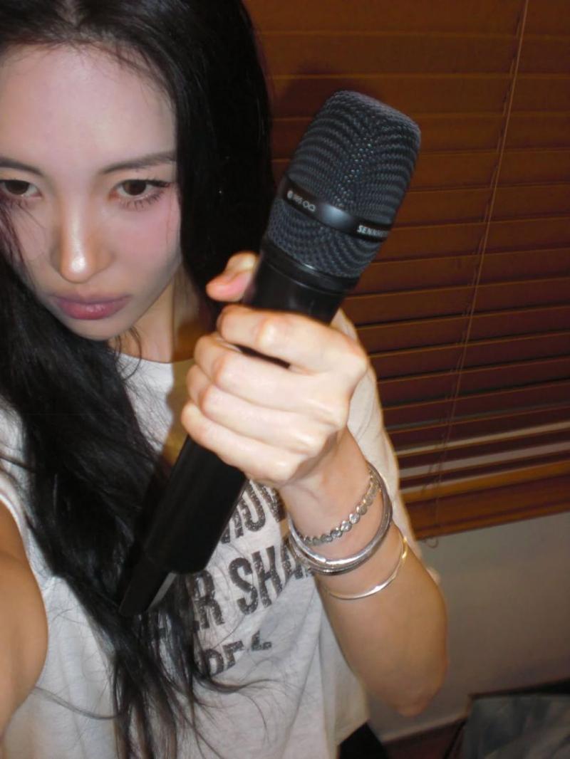 선미 (SUNMI)