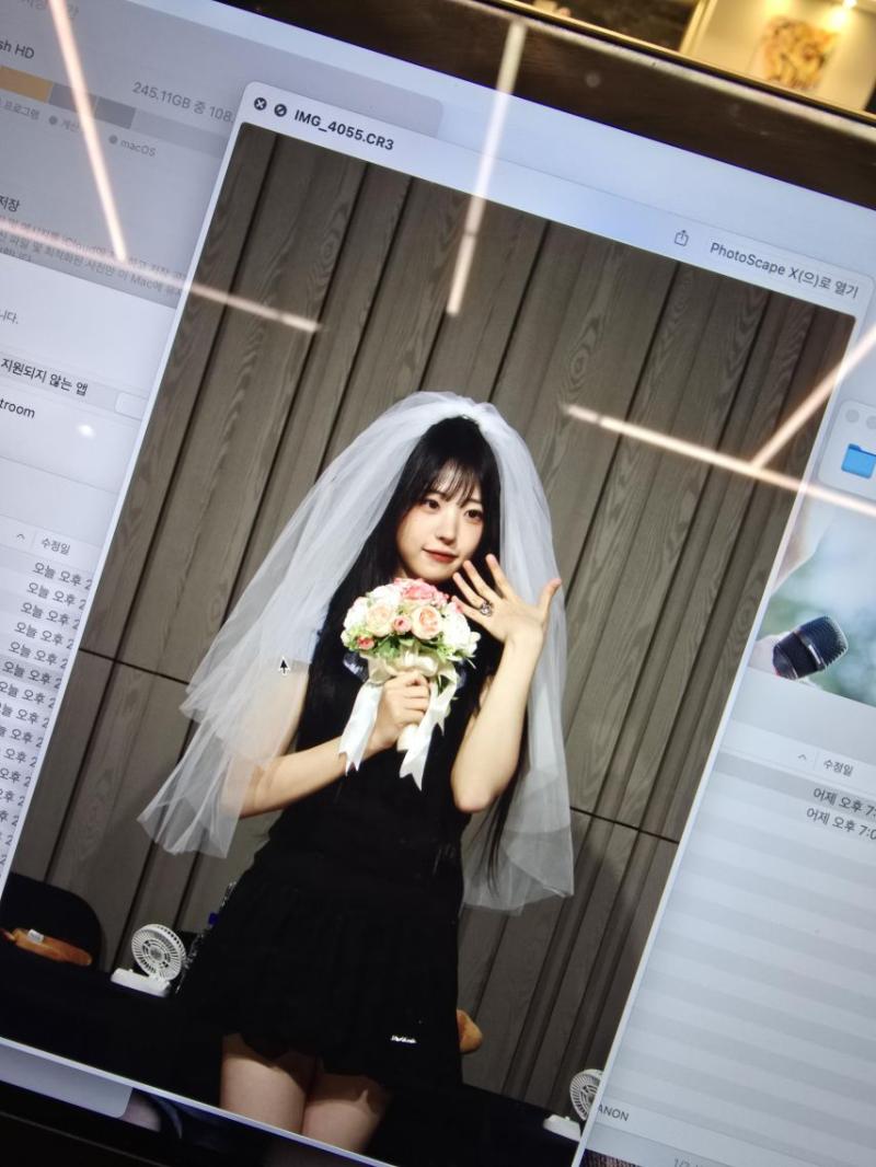 QWER 히나