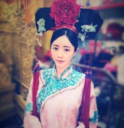 홍수아 변천사